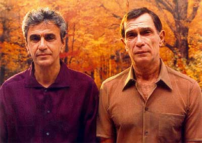 O artista junto com Caetano Veloso: Uma parceria vitoriosa !